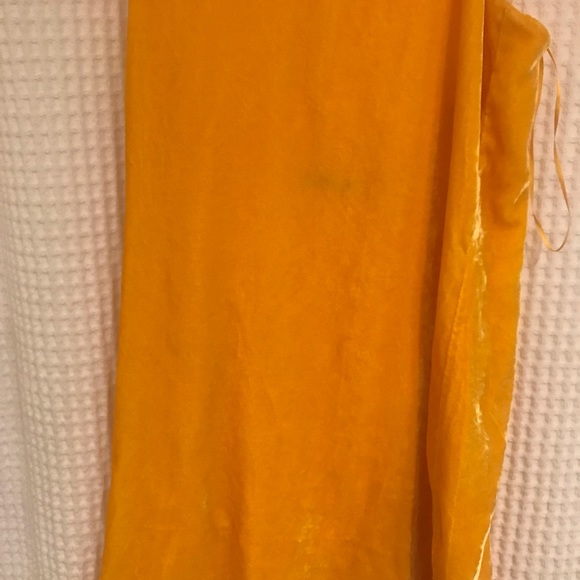 Zara Trafaluc Collection Mini Yellow Velvet Dress - Picture 2 of 4